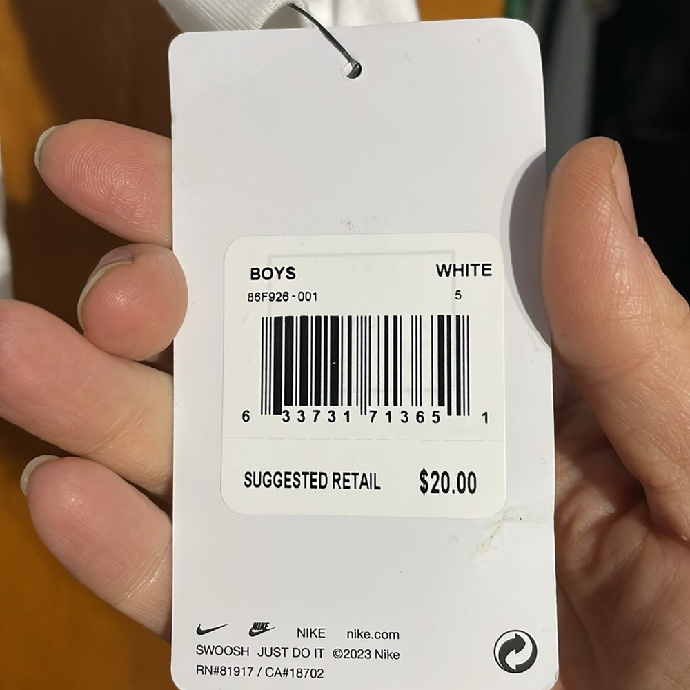 BOGO🤑 - Picture 3 of 5